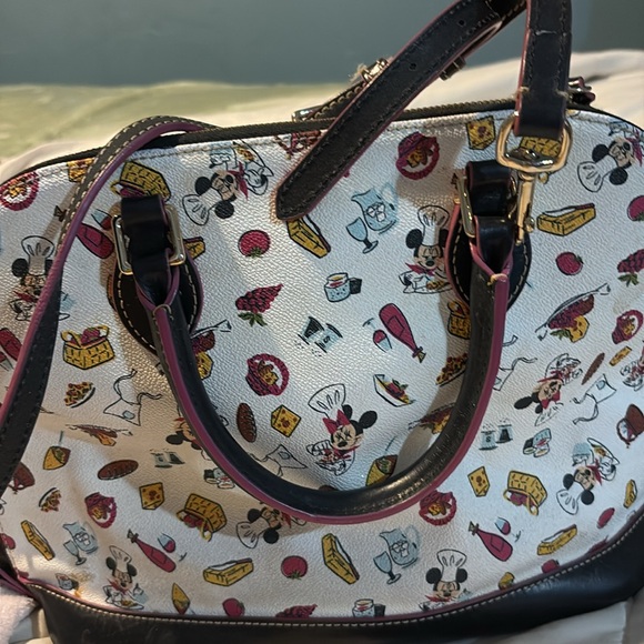 Walt Disney World Epcot Food & Wine Festival Dooney & Burke Purse - Picture 4 of 4